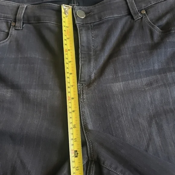 Liverpool Jeans - Picture 10 of 15